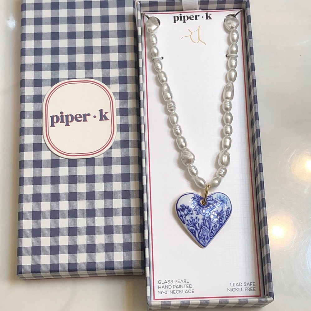 Piper K Glass Pearl Necklace Hand Painted Blue & White Floral Heart Pendant NIB
